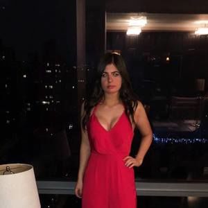 Meet your Posher, Caroline